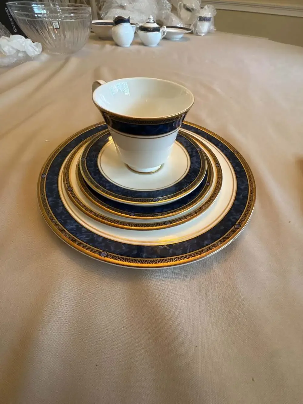 Royal Doulton Stanwyck Fine Bone China (60 pieces)